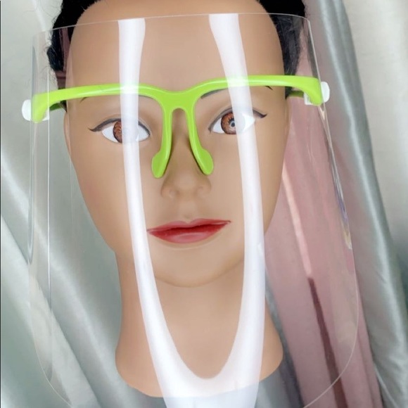 Face masks - Picture 2 of 5